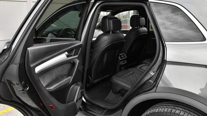 Audi Q5 S line 2.0 TFSI quattro S-tronic Image 9